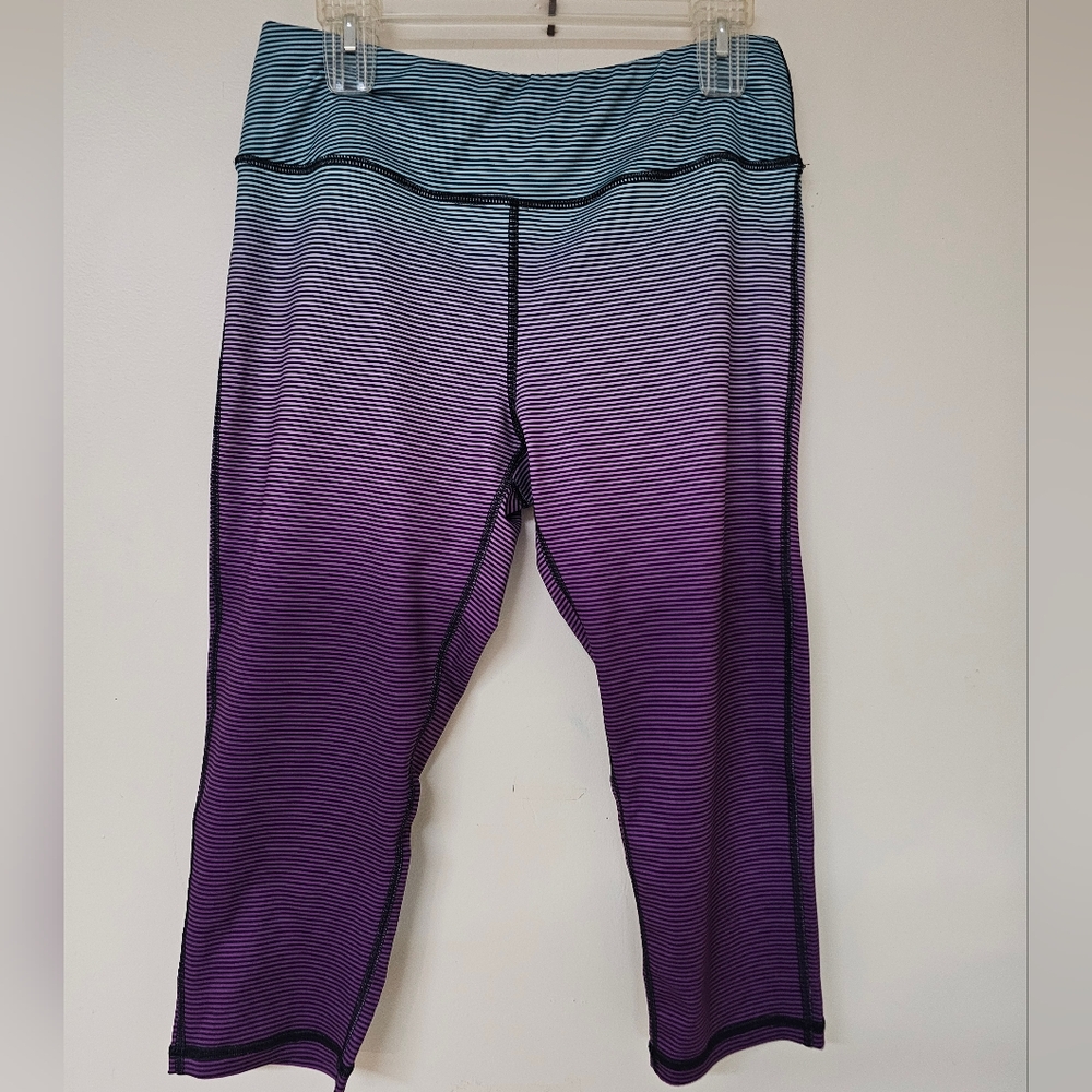 Pro Player Ombre Purple and Blue Capri Leggings size L
